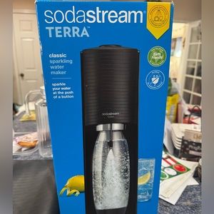 Classic Sparkling Water Msker